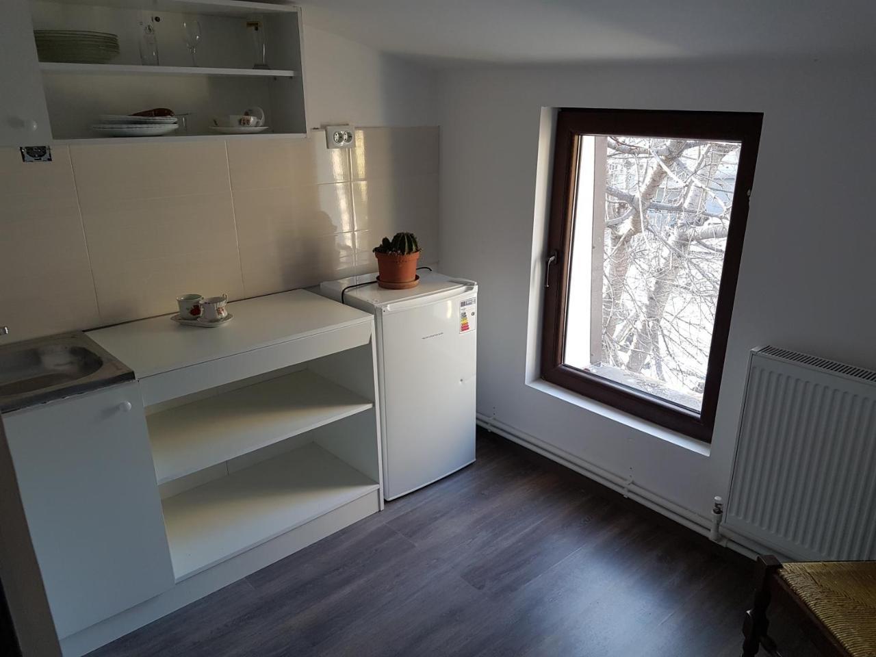 Rent Holding Apartments Iasi Luaran gambar